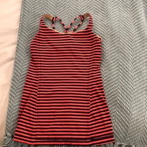 Lululemon Size 2 Workout shirt